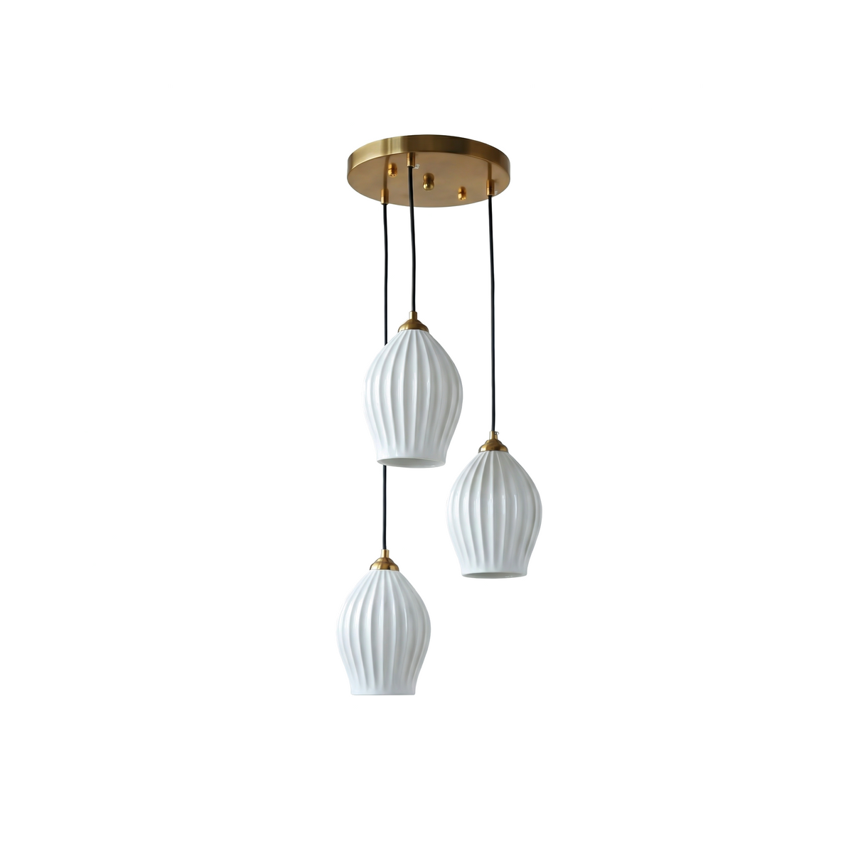 Brinova suspension, fond blanc