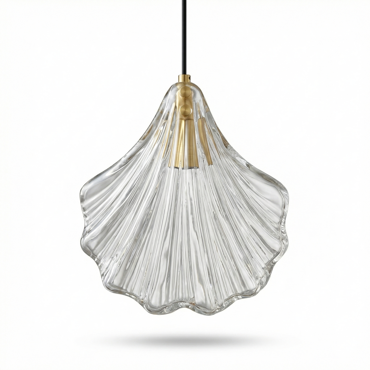 Ombella suspension, fond blanc