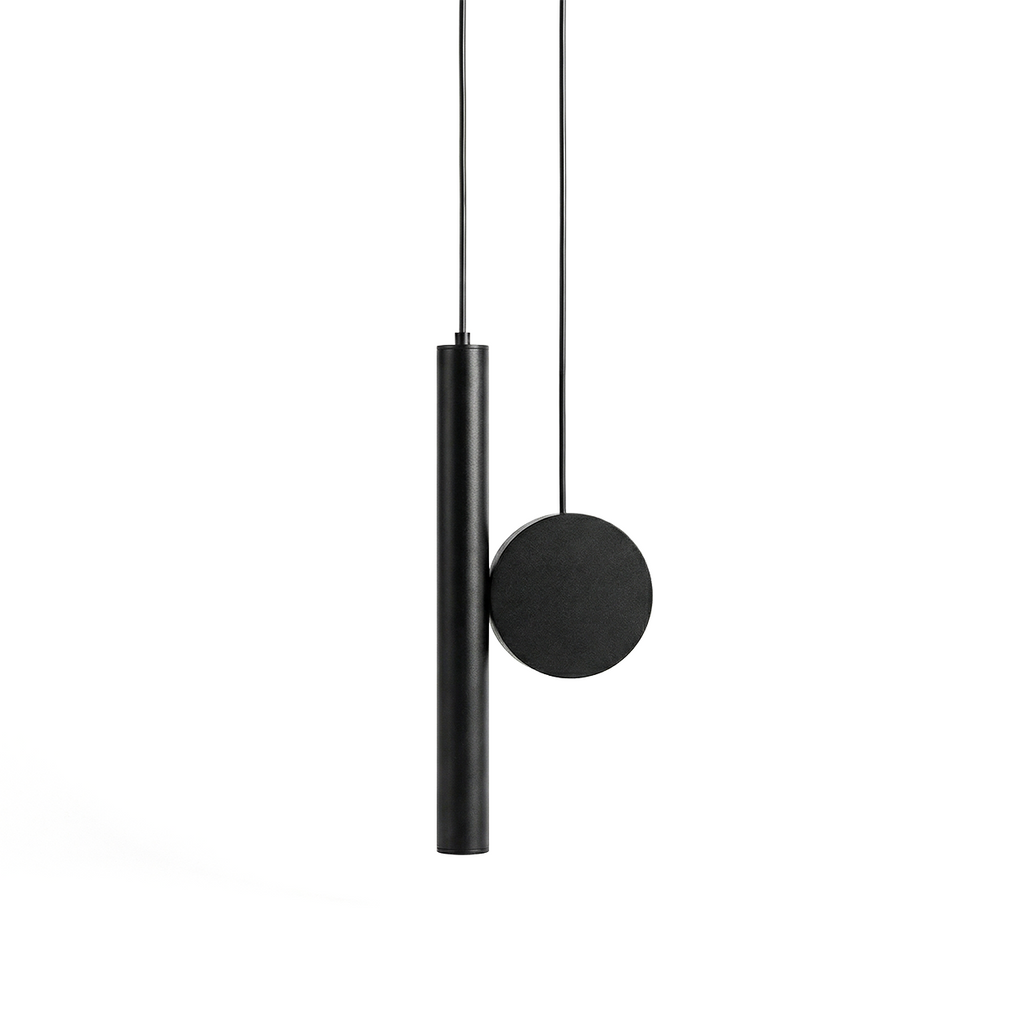 Clario suspension, fond blanc
