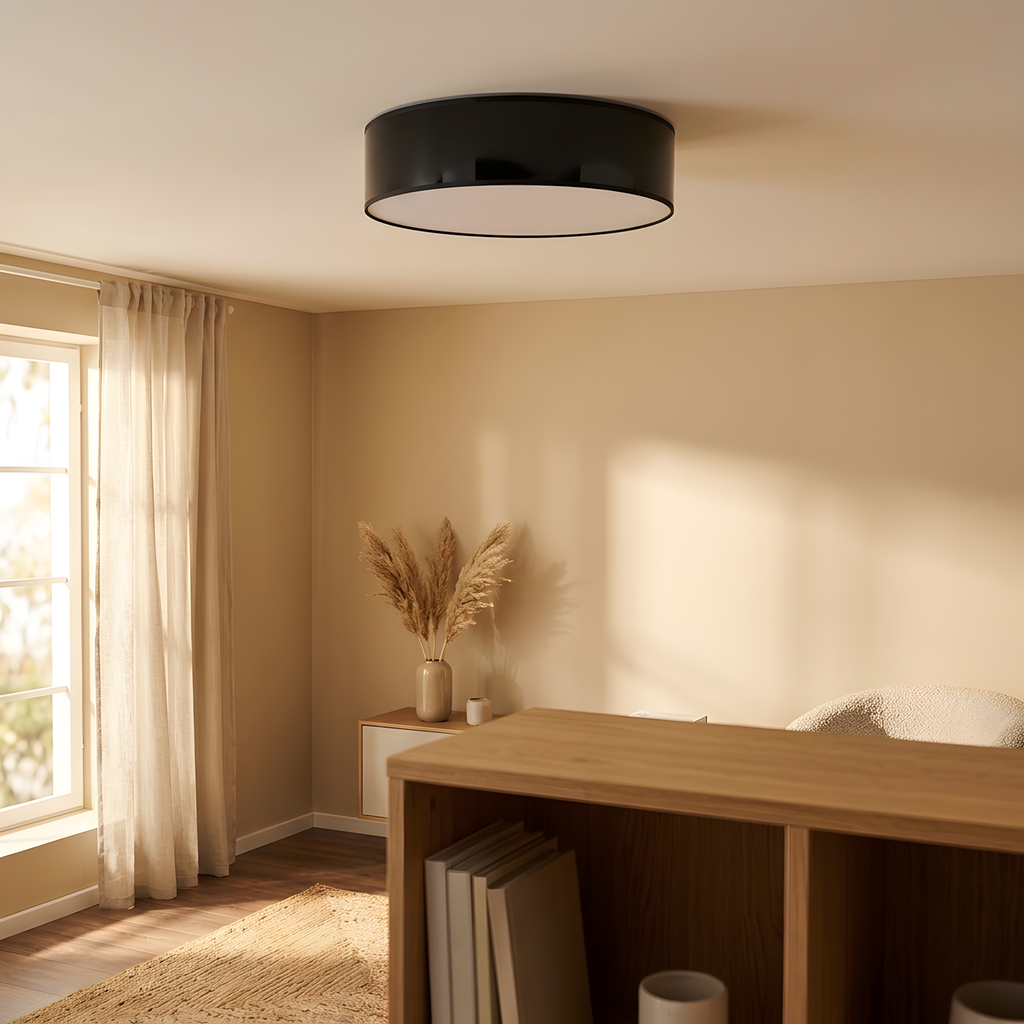 Astrio plafonnier rond noir, allumé