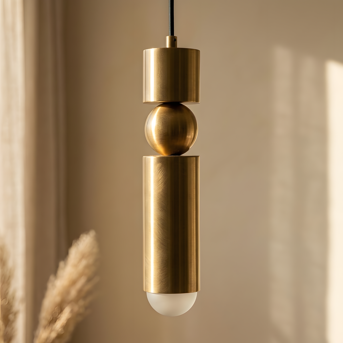 Calenda suspension cuivre, coin repas