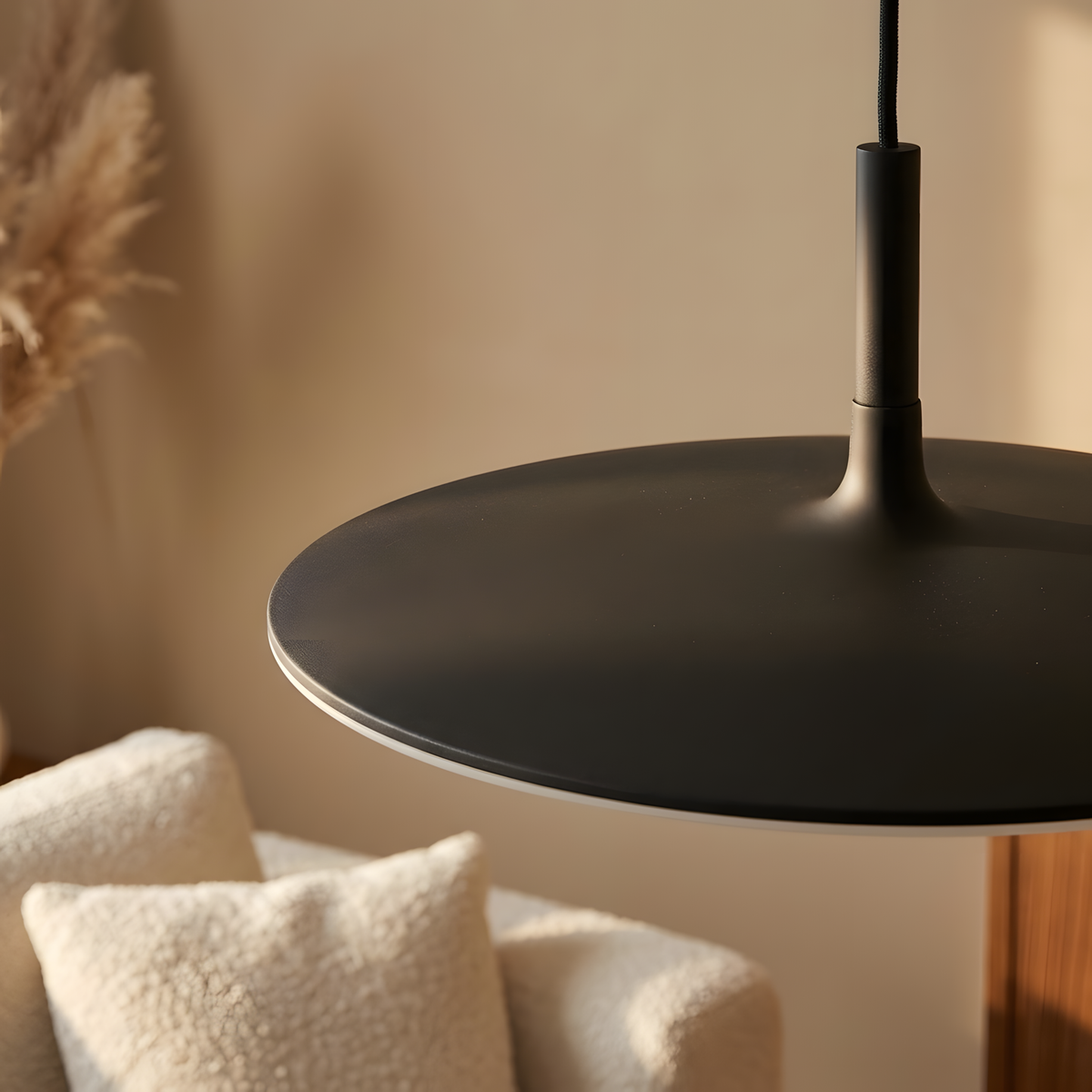 Cardenia suspension soucoupe, salon