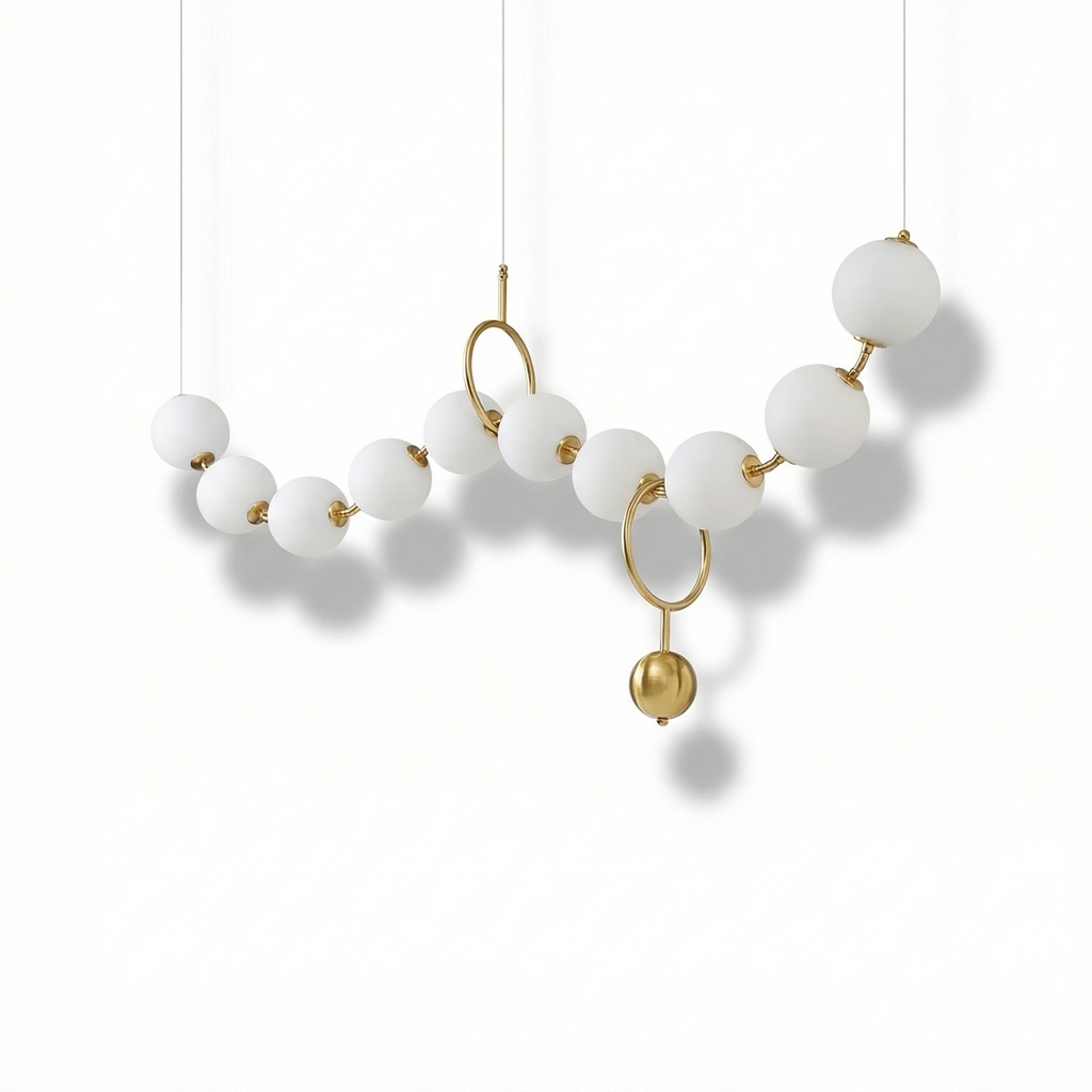 Bronzella suspension, fond blanc