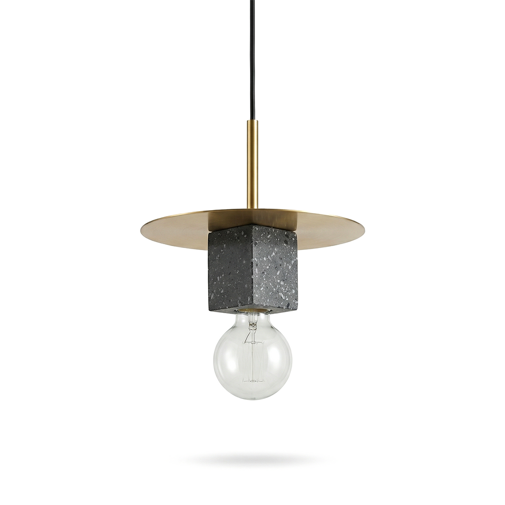 Bloomea suspension, fond blanc