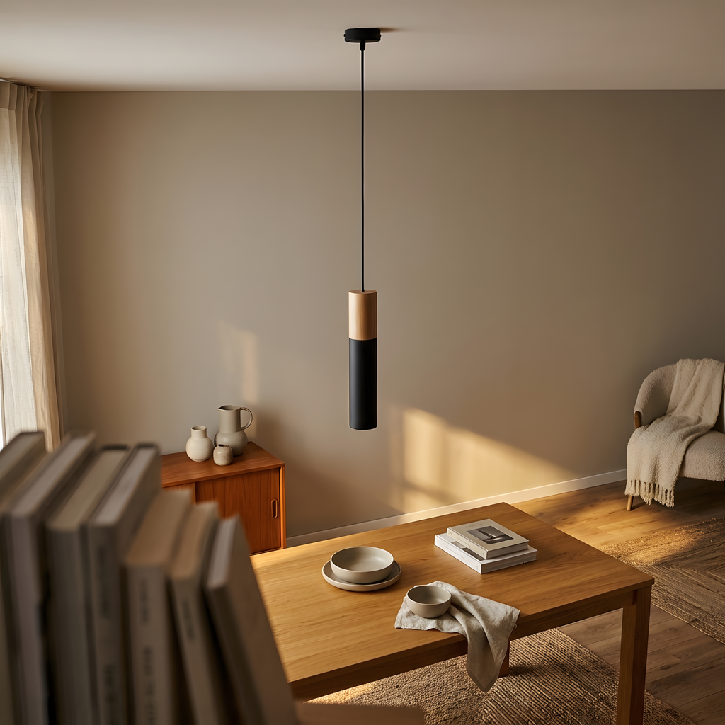 Kestria suspension noire et bois, coin repas