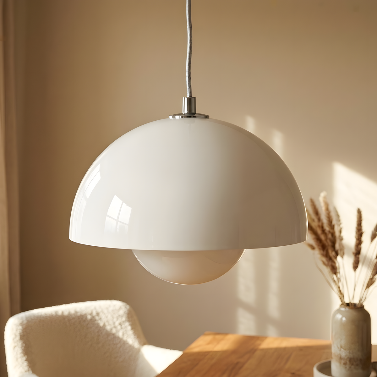 Lorvea suspension boule de verre, chambre