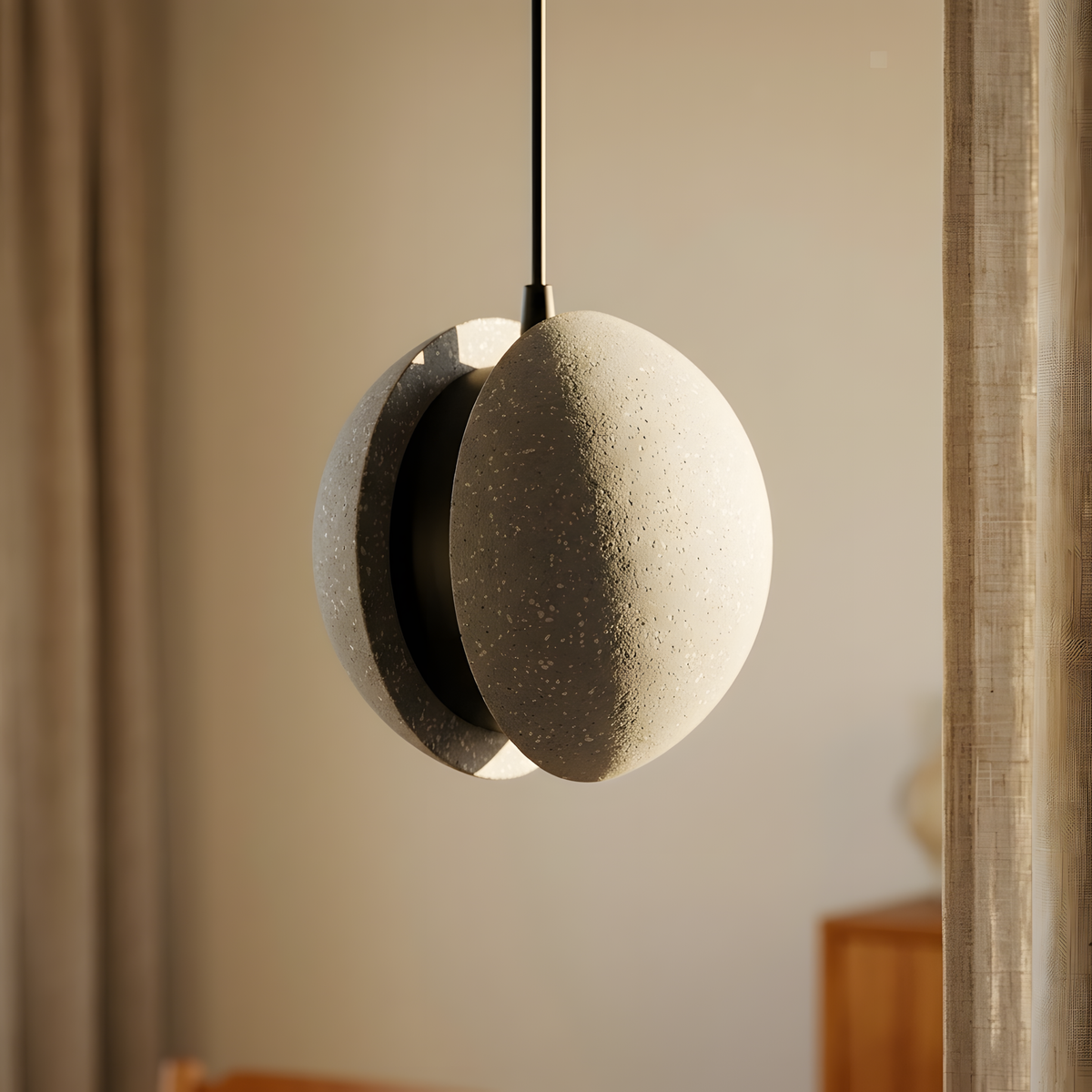 Nimberia petite suspension sphère noire et or, salon