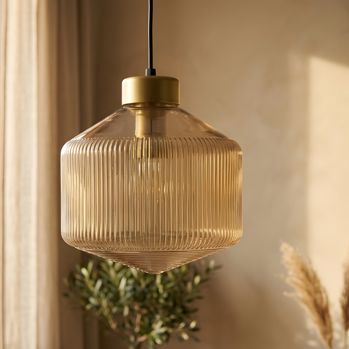 Orenia suspension verre teinté, salon