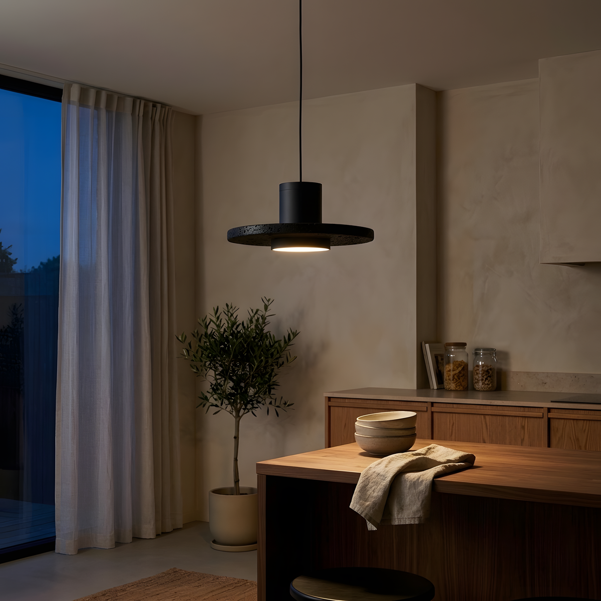 Quelia suspension noire, table de chevet