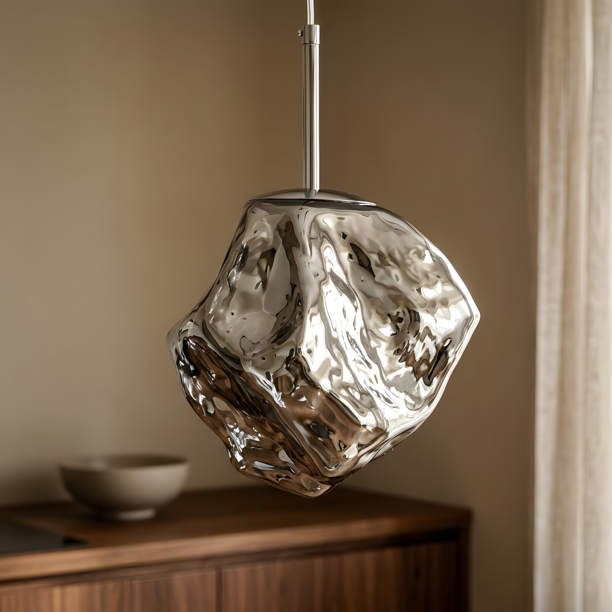 Sonella suspension verre et métal, chambre